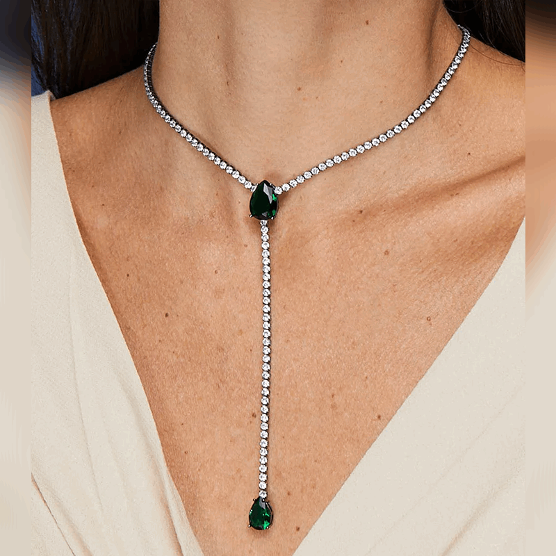 10Ct White&Green Sapphire Pear Cut Necklace