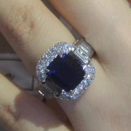 8Ct Blue Sapphire Baguette Cut Ring