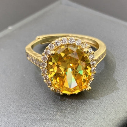 8Ct Yellow Sapphire Oval Cut Engaement Ring