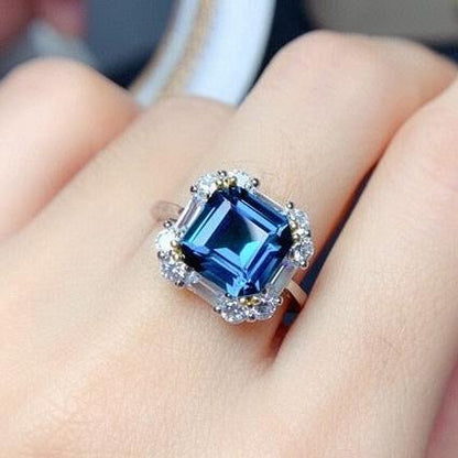 10Ct Blue Sapphire Asscher Cut Engaement Ring