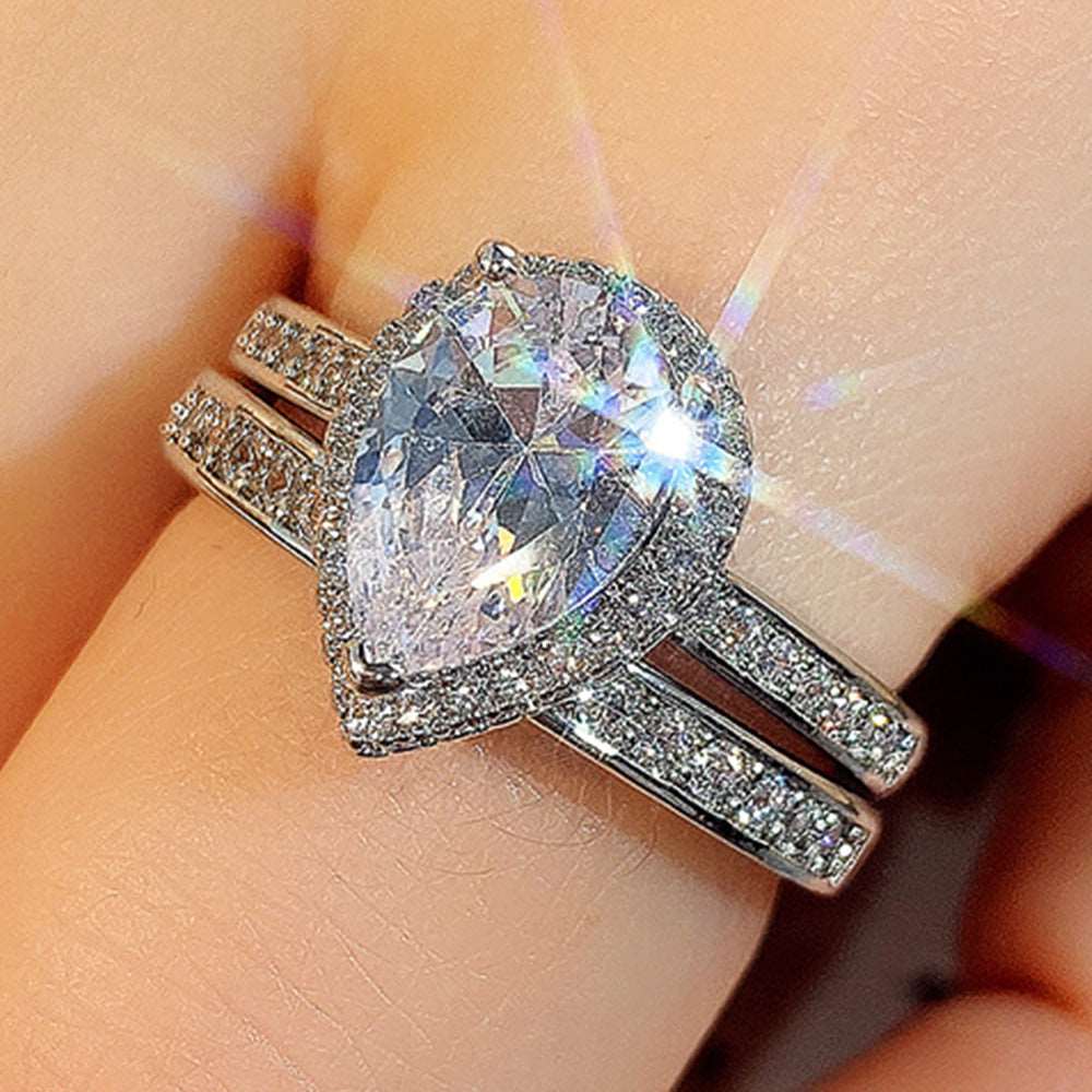 10Ct White Sapphire Pear Cut Rings Set