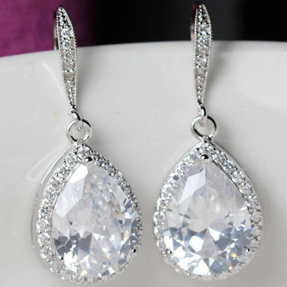 14Ct Pear Cut Drop Earrings