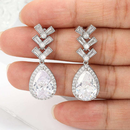 14Ct White Sapphire Pear Cut Drop Earrings