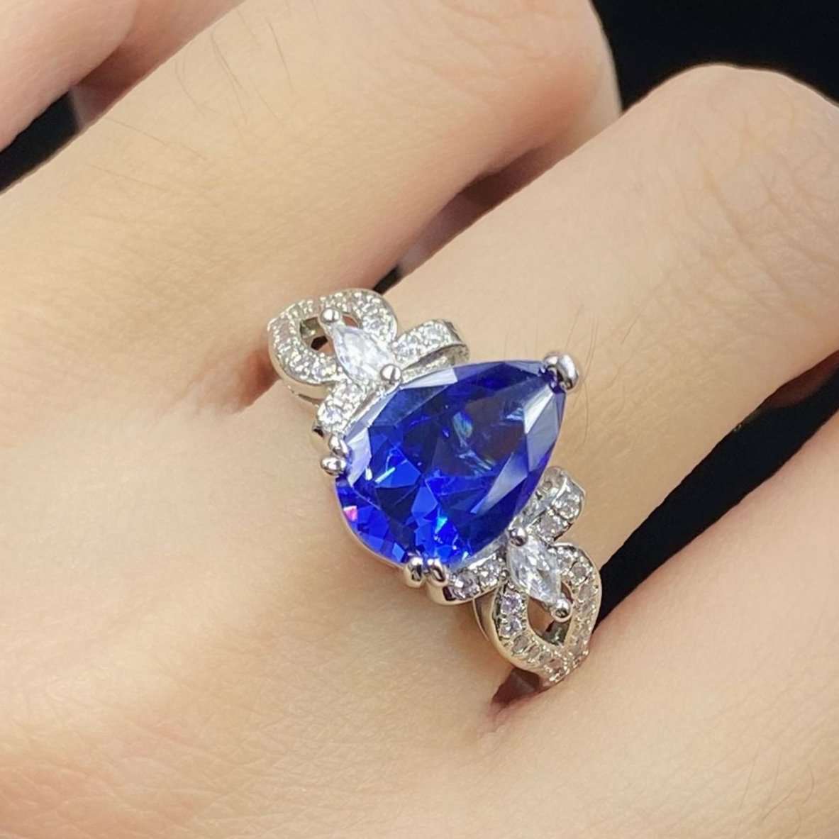 12Ct Blue Sapphire Pear Cut Ring