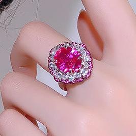 10Ct Red Sapphire Round Cut Engaement Ring