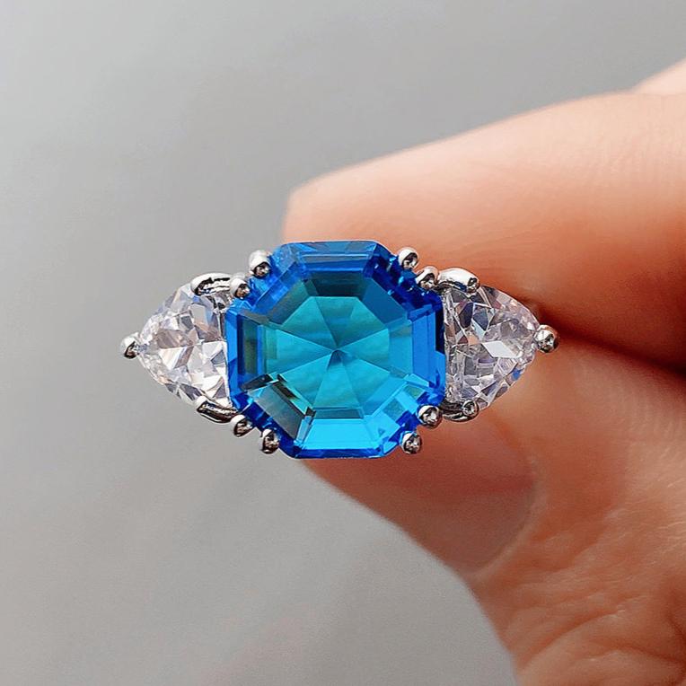 8Ct Blue Sapphire Cushion Cut Ring