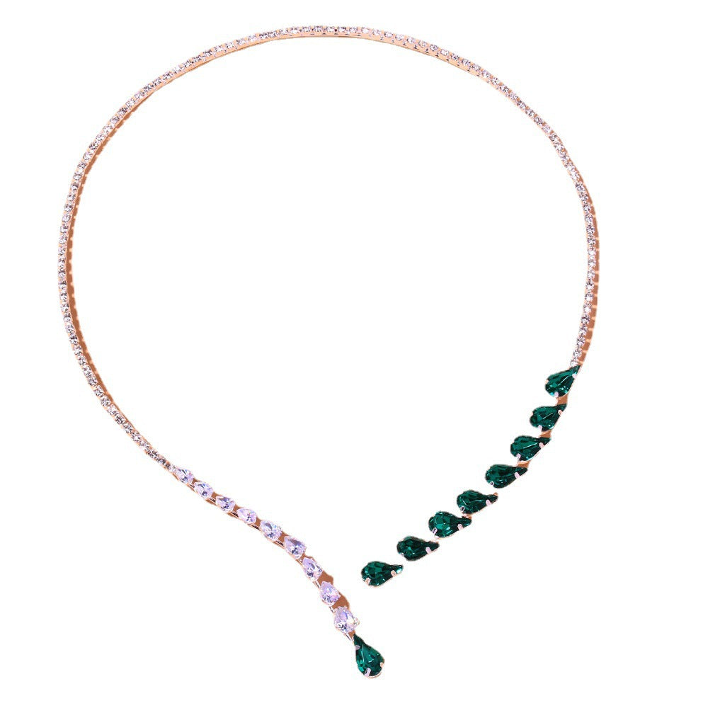 18Ct Green Sapphire Pear Cut Necklace