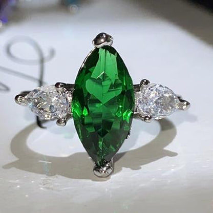 8Ct Green Sapphire Marquise Cut Ring