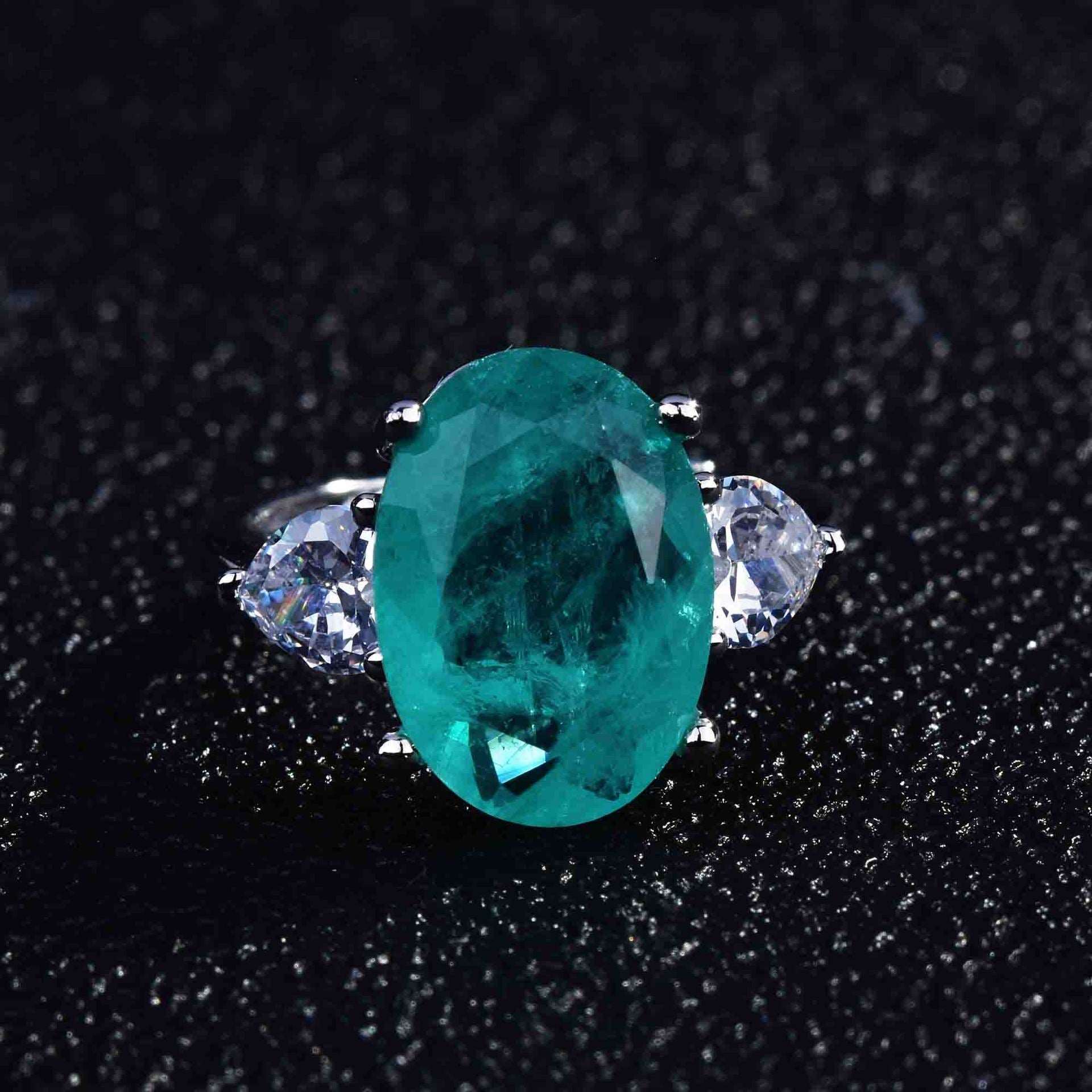 10Ct Green Sapphire Oval Cut Ring