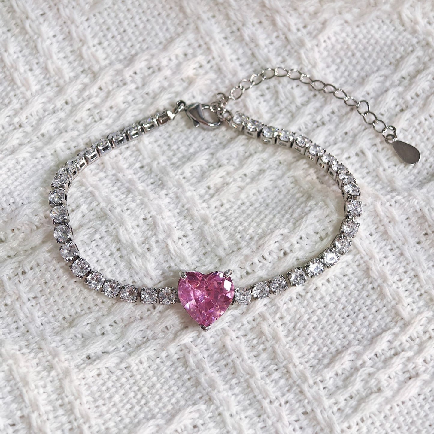 16Ct Pink Sapphire Heart Cut Bracelet