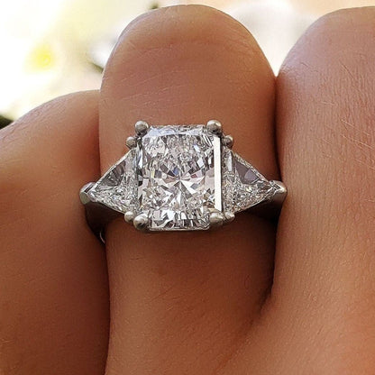 10Ct White Sapphire Baguette Cut Ring