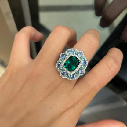 10Ct Green Sapphire Cushion Cut Ring