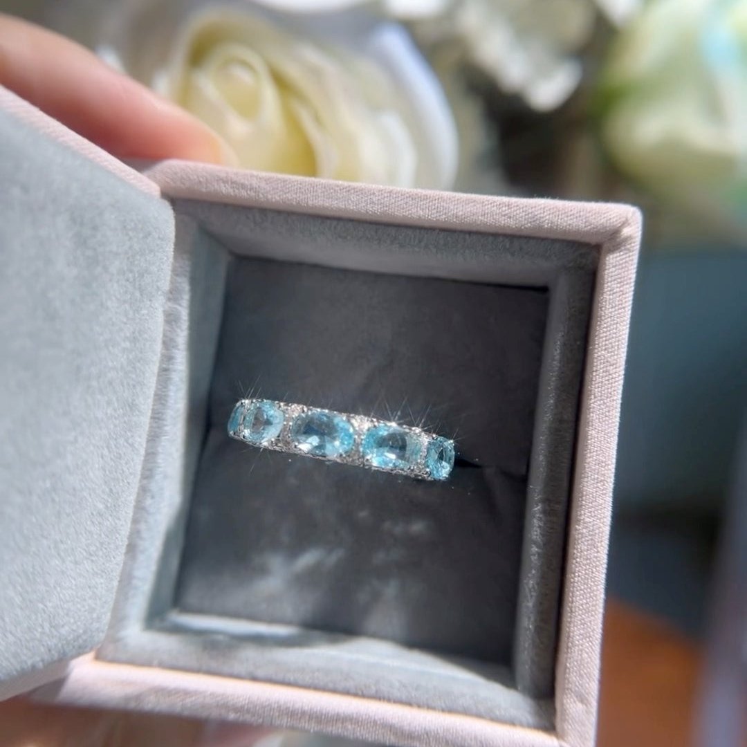 8Ct Blue Sapphire Oval Cut Ring