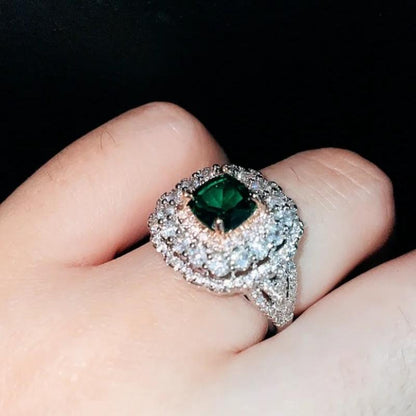 8Ct Green Sapphire Cushion Cut Ring