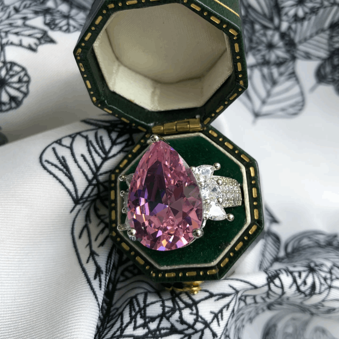 10Ct Pink Sapphire Pear Cut Ring