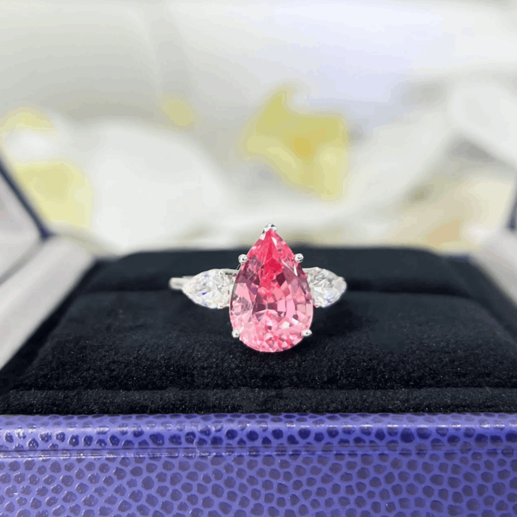 10Ct Pink Sapphire Pear Cut Engaement Ring