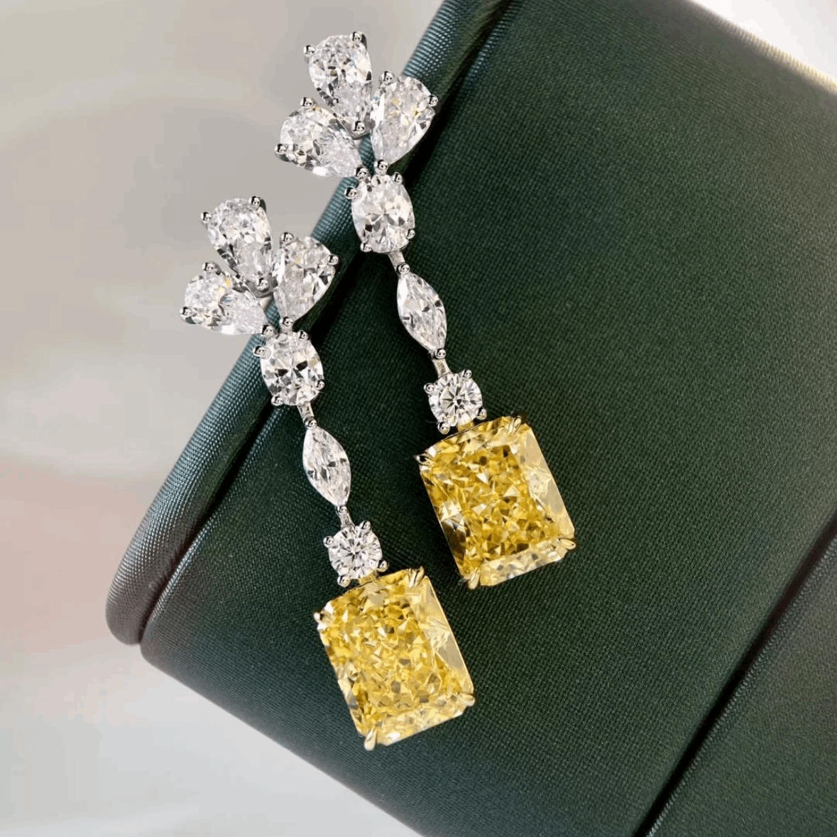 10Ct Yellow&White Sapphire Baguette Cut Drop Earrings