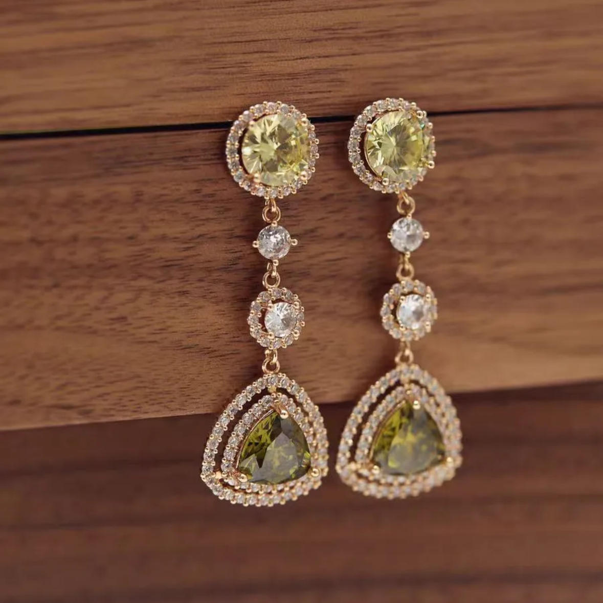 14Ct Yellow&Green Sapphire Triangular Cut Drop Earrings