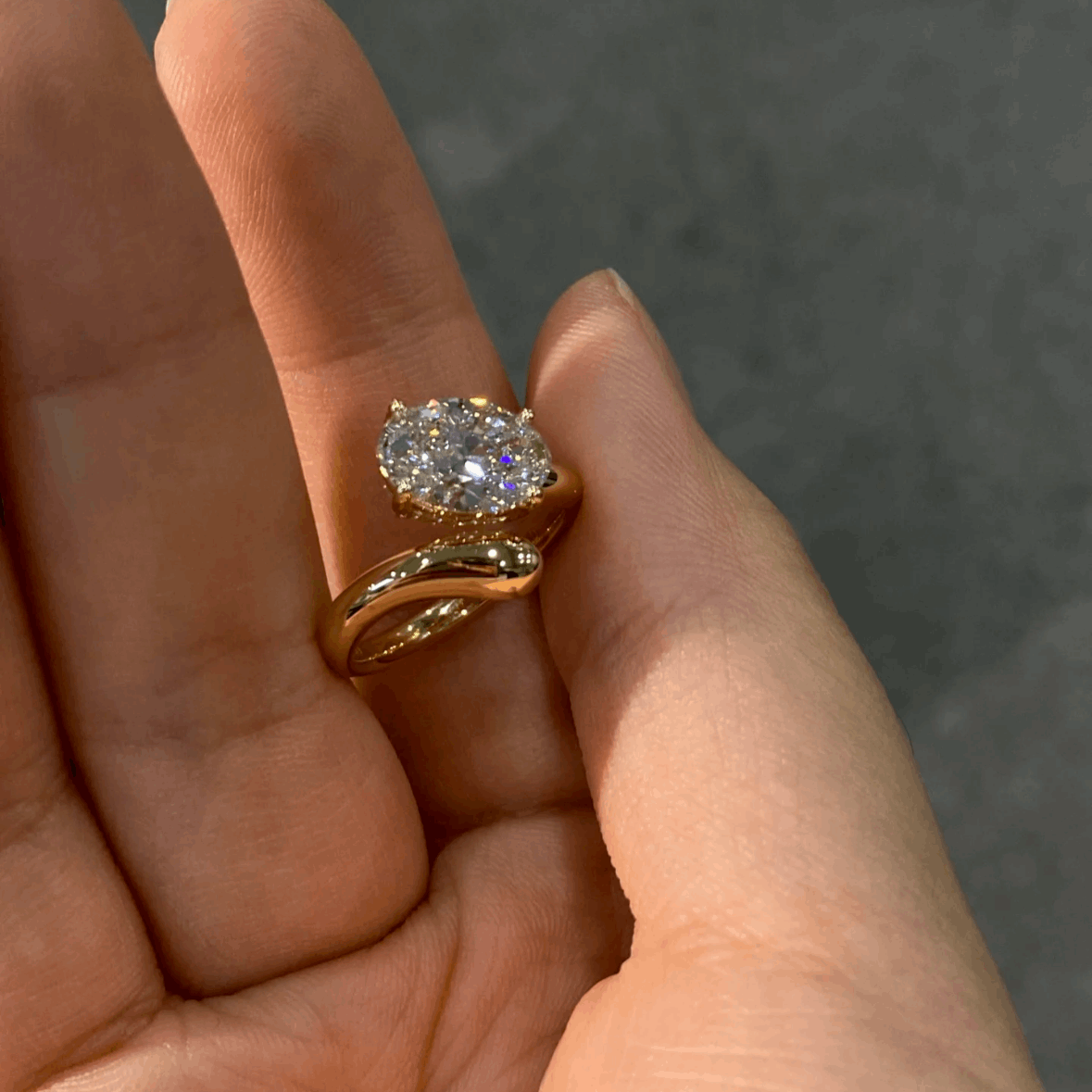 10Ct White Sapphire Baguette Cut Ring