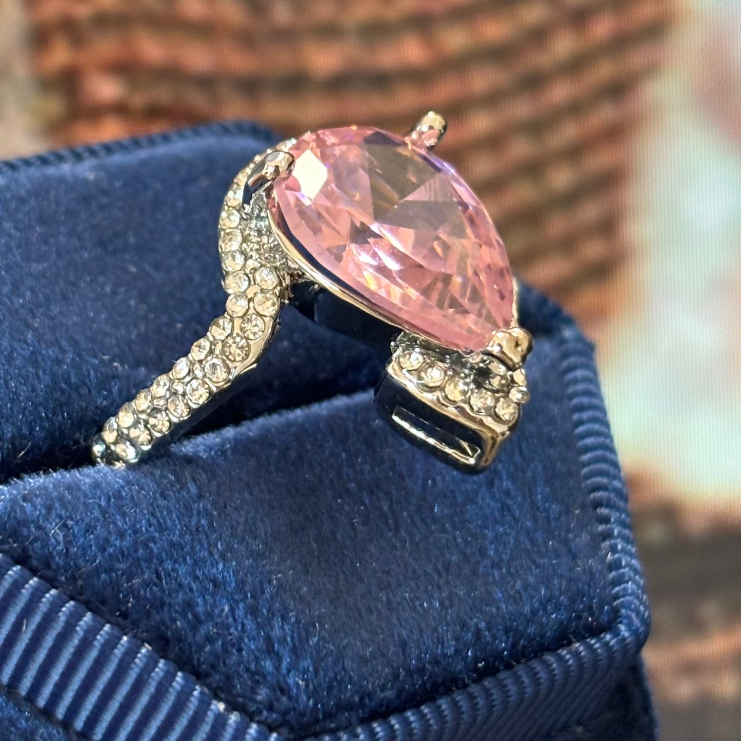 15Ct Pink Sapphire Pear Cut Engaement Ring