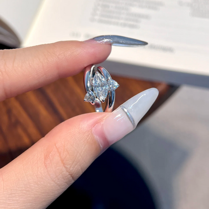 8Ct White Sapphire Marquise Cut Ring