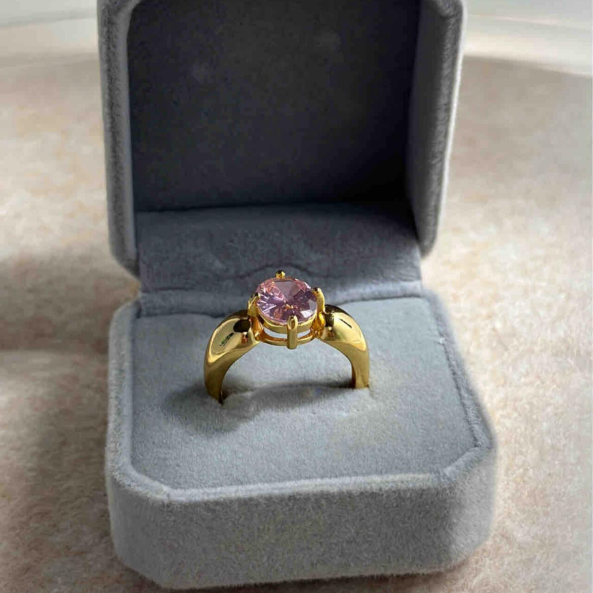 8Ct Pink Sapphire Oval Cut Ring