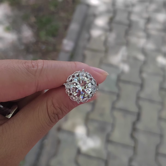 10Ct White Sapphire Round Cut Ring