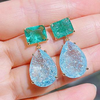 14Ct Pear Cut Drop Earrings