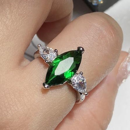 8Ct Green Sapphire Marquise Cut Ring