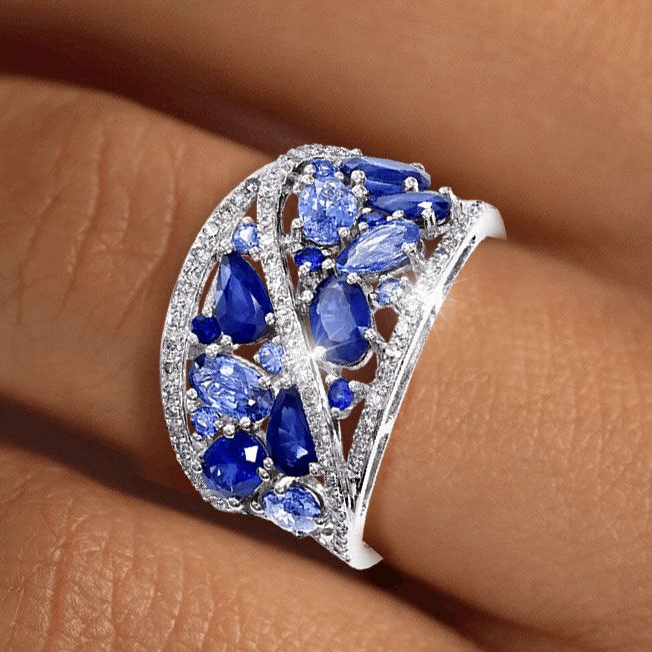 10Ct Blue Sapphire Pear Cut Ring