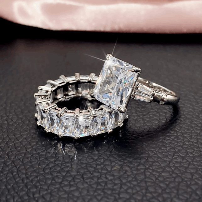 10Ct Baguette Cut Engagement Ring