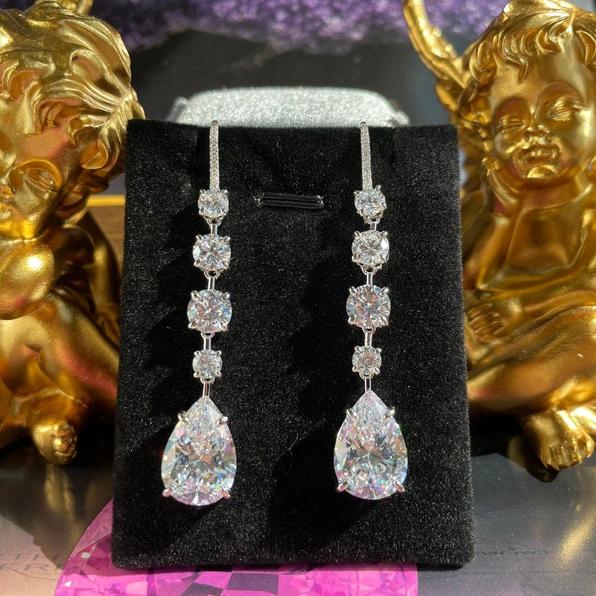 10Ct White Sapphire Pear Cut Drop Earrings