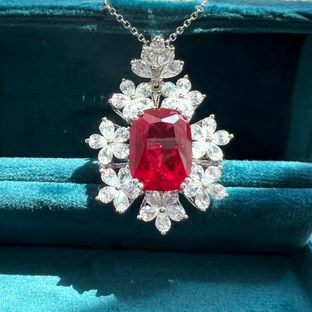 12Ct Red Sapphire Oval Cut Necklace