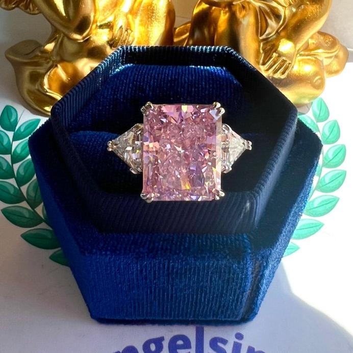 10Ct Pink Sapphire Baguette Cut Ring