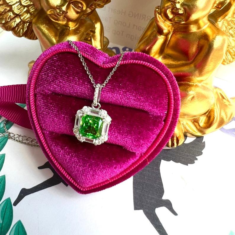 8Ct Green Sapphire Asscher Cut Necklace