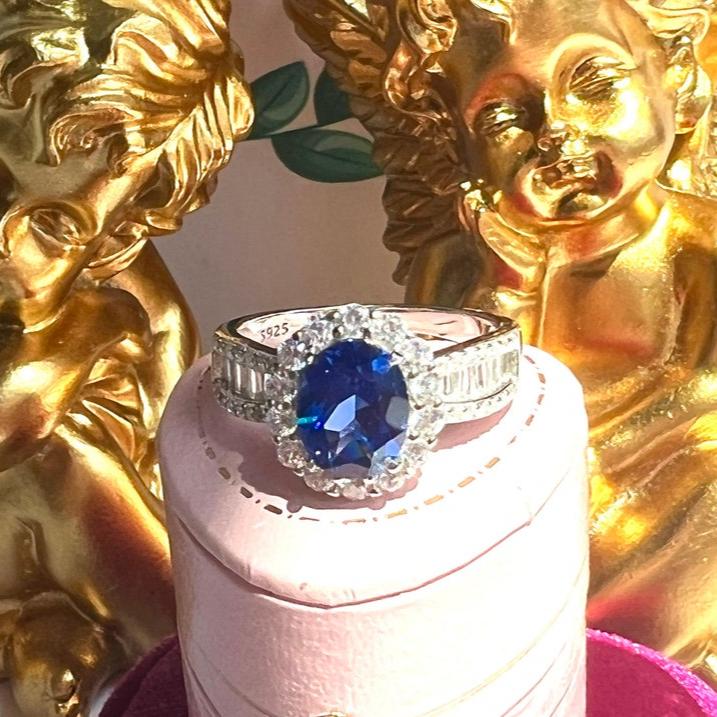 6Ct Blue Sapphire Oval Cut Ring