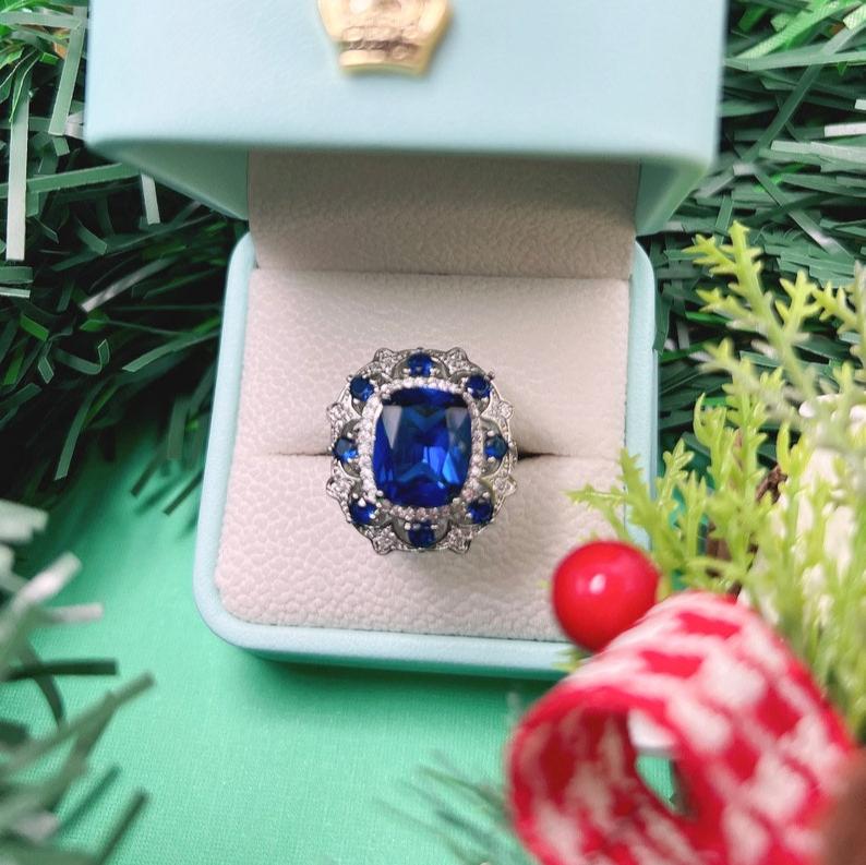 10Ct Blue Sapphire Cushion Cut Engagement Ring