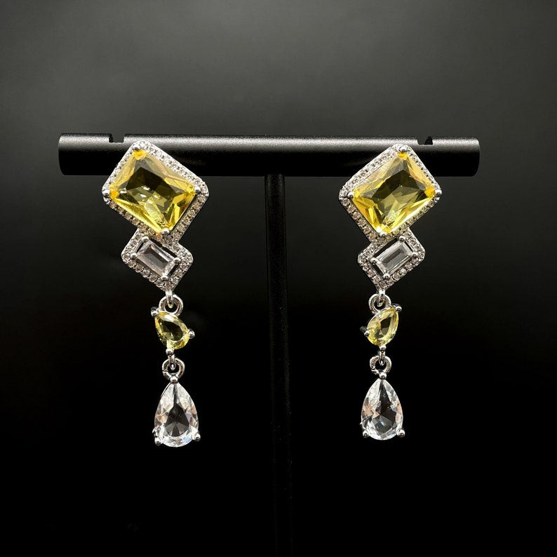 14Ct Yellow&White Sapphire Baguette Cut Drop Earrings