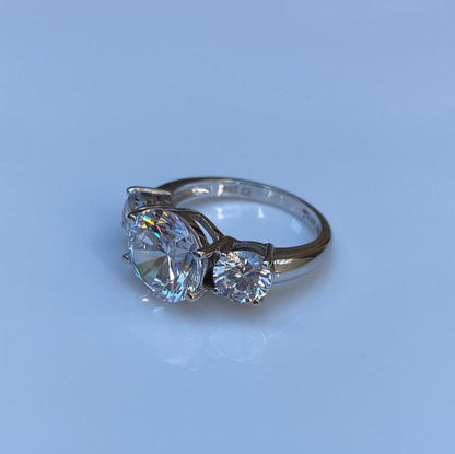 6Ct White Sapphire Round Cut Engaement Ring