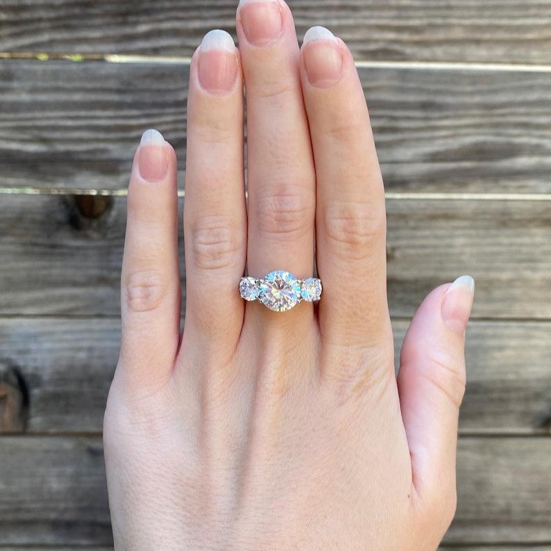 6Ct White Sapphire Round Cut Engaement Ring