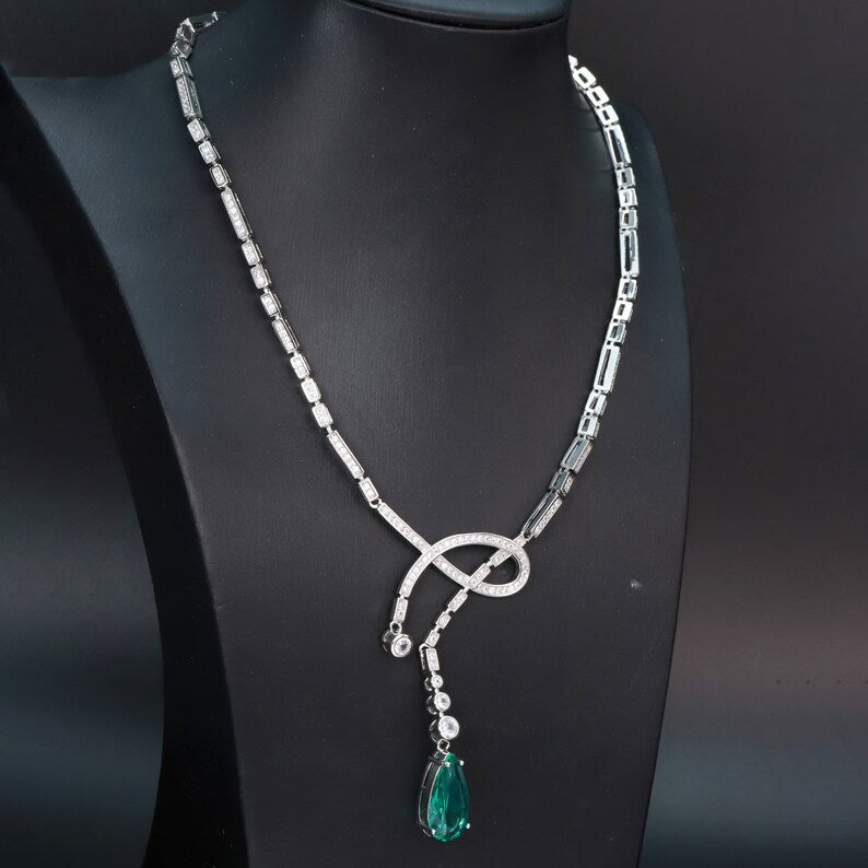 15Ct Green Sapphire Pear Cut Necklace