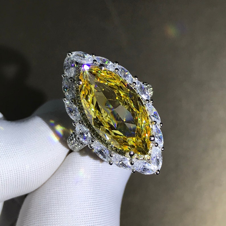 12Ct Yellow Sapphire Marquise Cut Engaement Ring