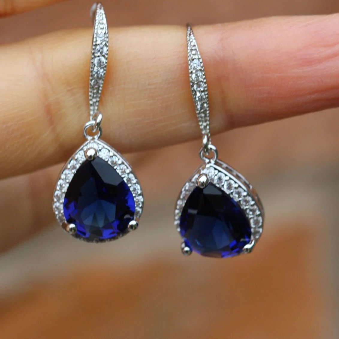 14Ct Pear Cut Drop Earrings