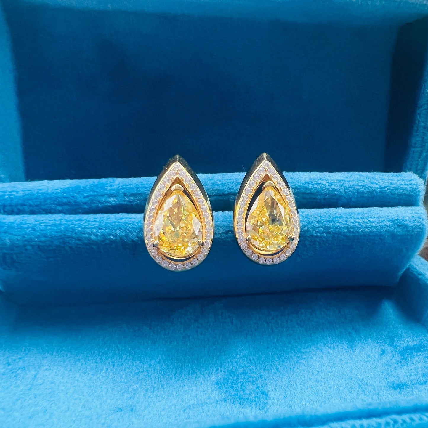 8Ct Yellow Sapphire Pear Cut Stud Earrings